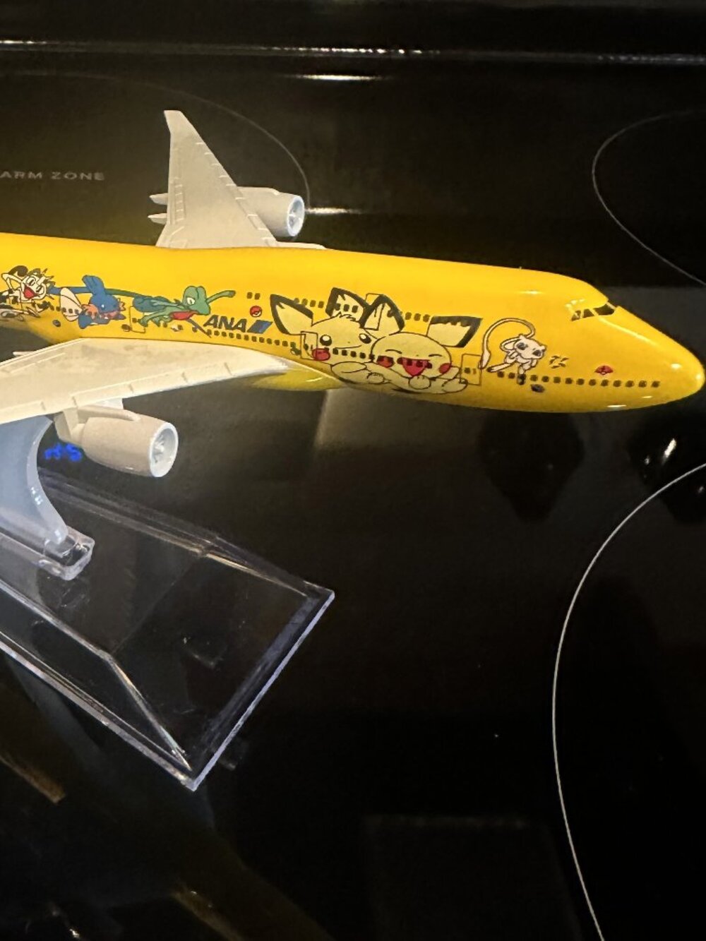 Pokémon Boeing 747 Diecast Metal Airplane w/stand - 30th Anniversary! - New!